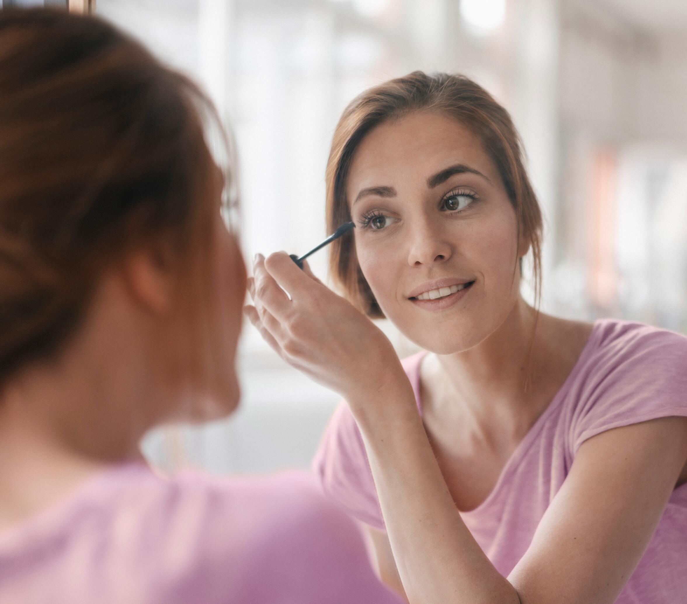 Oplever du kløe, irritation eller tørhed på dine øjenlåg?